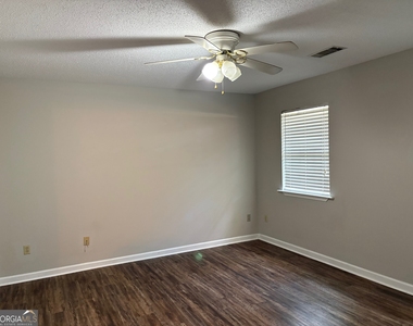116 Harden Road - Photo Thumbnail 2