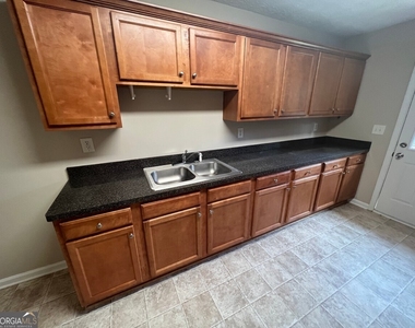 158 Elder Drive - Photo Thumbnail 7