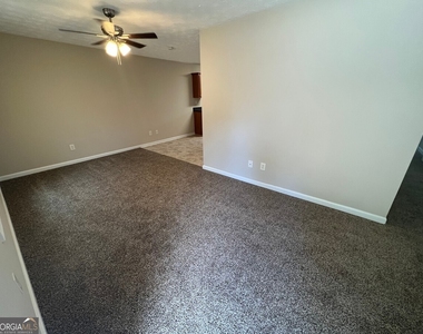 158 Elder Drive - Photo Thumbnail 4
