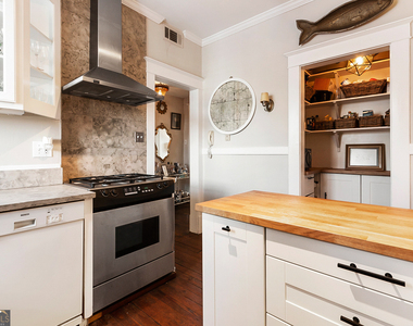 7 Park Lane Ne - Photo Thumbnail 19