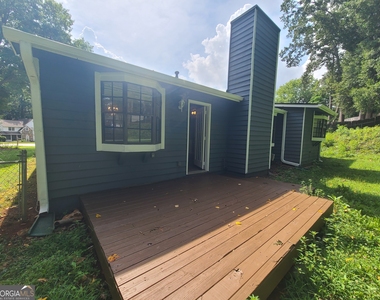 2652 Creek Hollow Drive - Photo Thumbnail 11