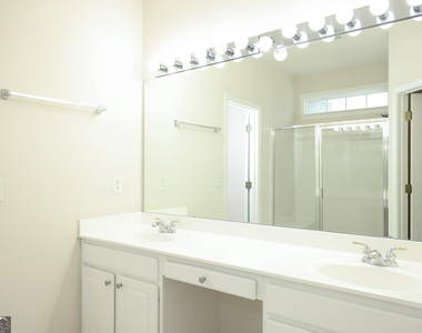 6335 Waveland Drive - Photo Thumbnail 6