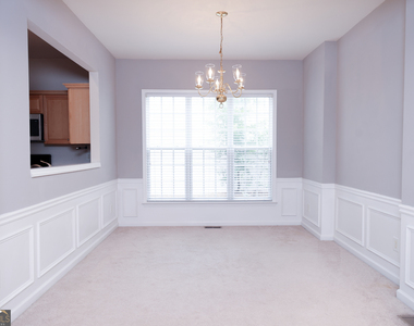 6335 Waveland Drive - Photo Thumbnail 2