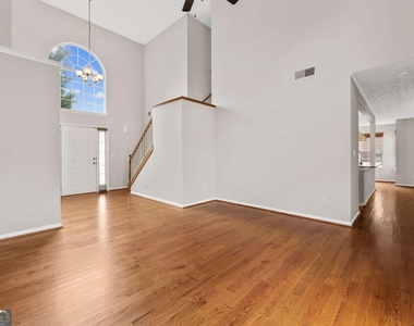3868 Brushy Ridge Way - Photo Thumbnail 9