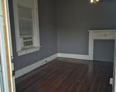 1113 19th Street - Photo Thumbnail 6
