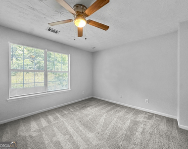 417 Kirkland Drive - Photo Thumbnail 9