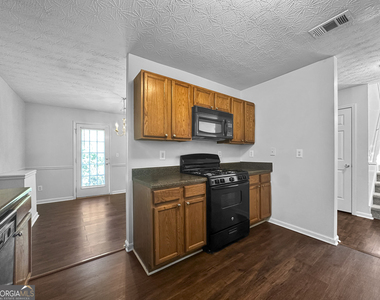 417 Kirkland Drive - Photo Thumbnail 6