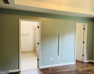 55 Tyler Woods Drive - Photo Thumbnail 20