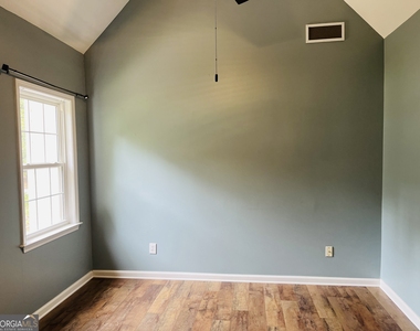 55 Tyler Woods Drive - Photo Thumbnail 30
