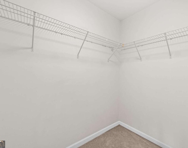 1058 Treymont Lane - Photo Thumbnail 28