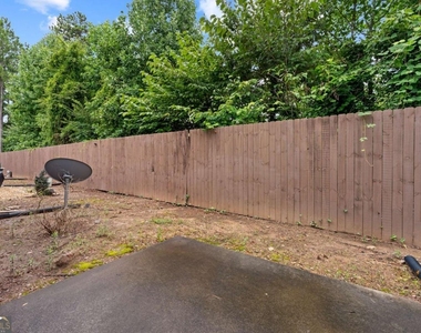 1058 Treymont Lane - Photo Thumbnail 36