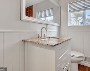 183 Pine Street Ne - Photo Thumbnail 40