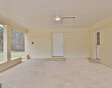 183 Pine Street Ne - Photo Thumbnail 6