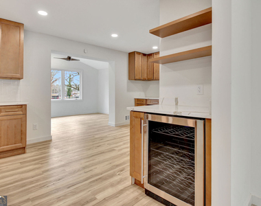 183 Pine Street Ne - Photo Thumbnail 14