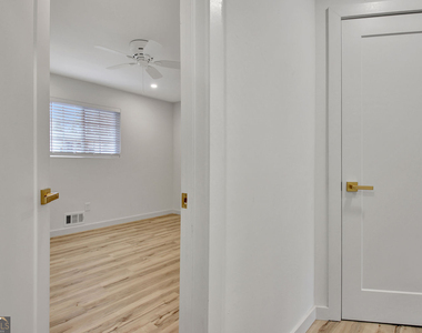 183 Pine Street Ne - Photo Thumbnail 33