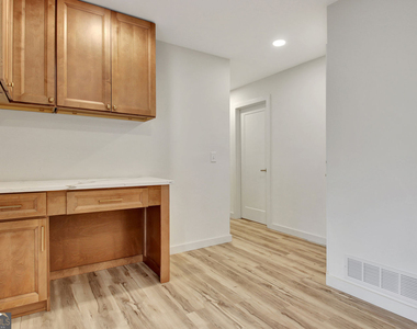 183 Pine Street Ne - Photo Thumbnail 22