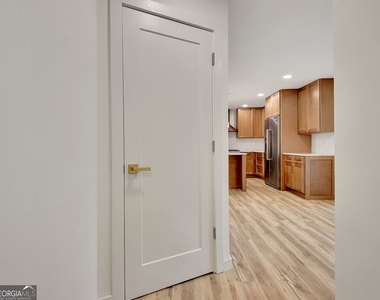 183 Pine Street Ne - Photo Thumbnail 30