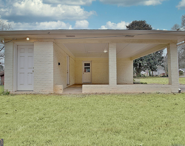 183 Pine Street Ne - Photo Thumbnail 5
