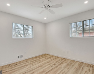 183 Pine Street Ne - Photo Thumbnail 37