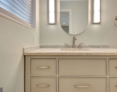 183 Pine Street Ne - Photo Thumbnail 47