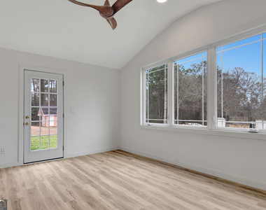 183 Pine Street Ne - Photo Thumbnail 28