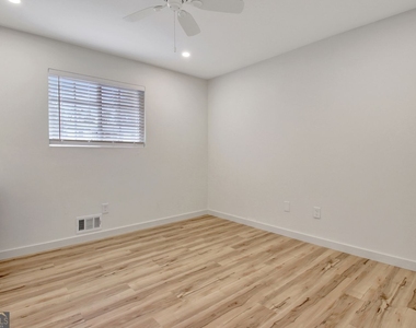 183 Pine Street Ne - Photo Thumbnail 43