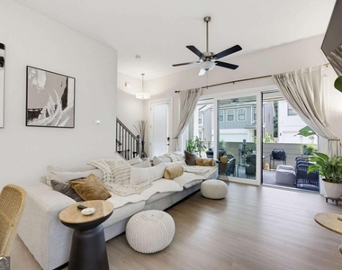 730 Stickley Oak Way - Photo Thumbnail 5