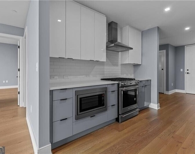 788 W Marietta Street - Photo Thumbnail 15