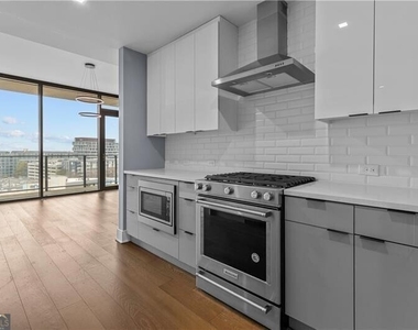 788 W Marietta Street - Photo Thumbnail 13