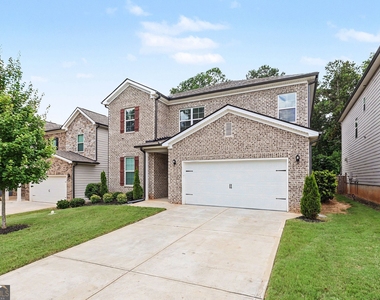 170 Glen Abbey Circle - Photo Thumbnail 2
