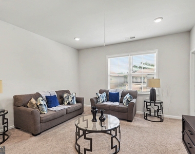 170 Glen Abbey Circle - Photo Thumbnail 24