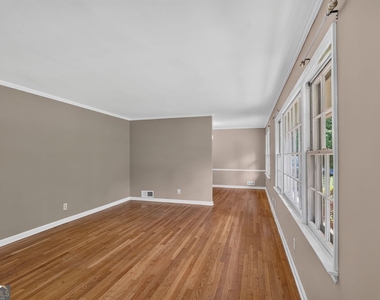 6858 Brandon Mill Road Nw - Photo Thumbnail 2