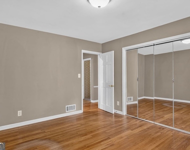 6858 Brandon Mill Road Nw - Photo Thumbnail 11