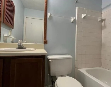 1183 Red Oak Cove - Photo Thumbnail 10