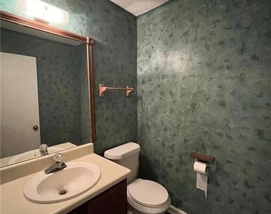 1183 Red Oak Cove - Photo Thumbnail 7