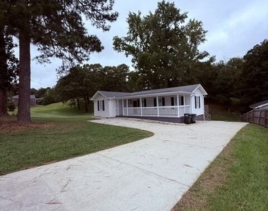 6790 Queen Mill Road Se - Photo Thumbnail 21