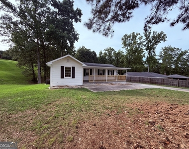 6790 Queen Mill Road Se - Photo Thumbnail 13
