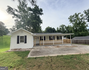 6790 Queen Mill Road Se - Photo Thumbnail 12