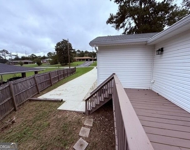 6790 Queen Mill Road Se - Photo Thumbnail 25