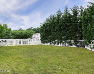 17 Wisteria Place - Photo Thumbnail 20