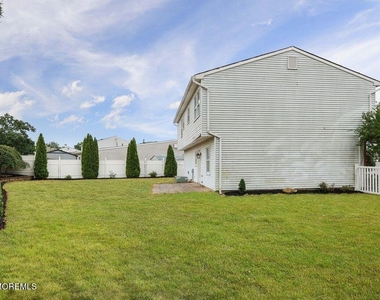17 Wisteria Place - Photo Thumbnail 18