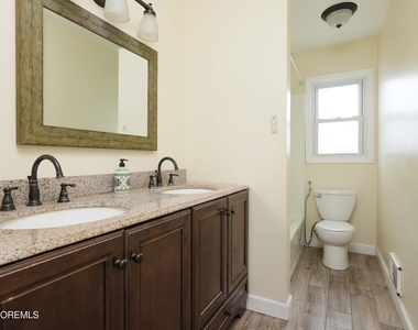 17 Wisteria Place - Photo Thumbnail 13