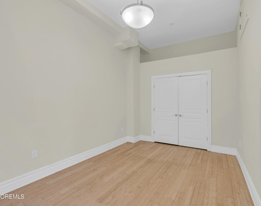300 Emory Street - Photo Thumbnail 8