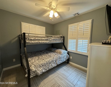117 W Bayberry Way - Photo Thumbnail 7