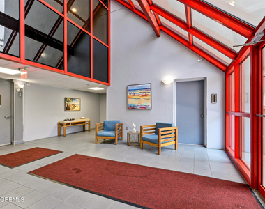 300 Ocean Avenue N - Photo Thumbnail 2