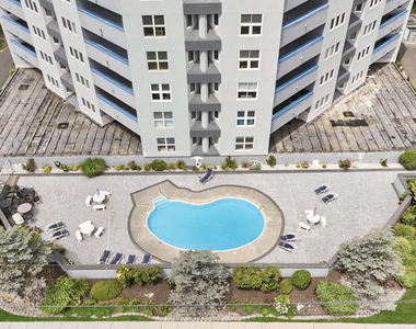 300 Ocean Avenue N - Photo Thumbnail 37