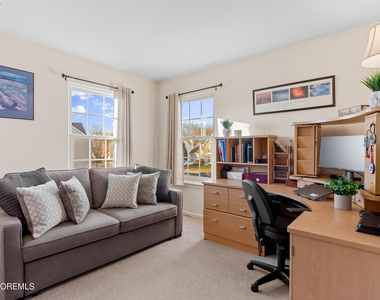 19 Danella Way - Photo Thumbnail 18