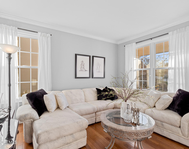 19 Danella Way - Photo Thumbnail 16