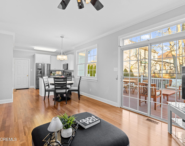 19 Danella Way - Photo Thumbnail 10