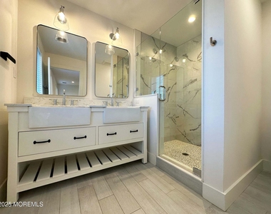 2139 Bridge Avenue - Photo Thumbnail 14